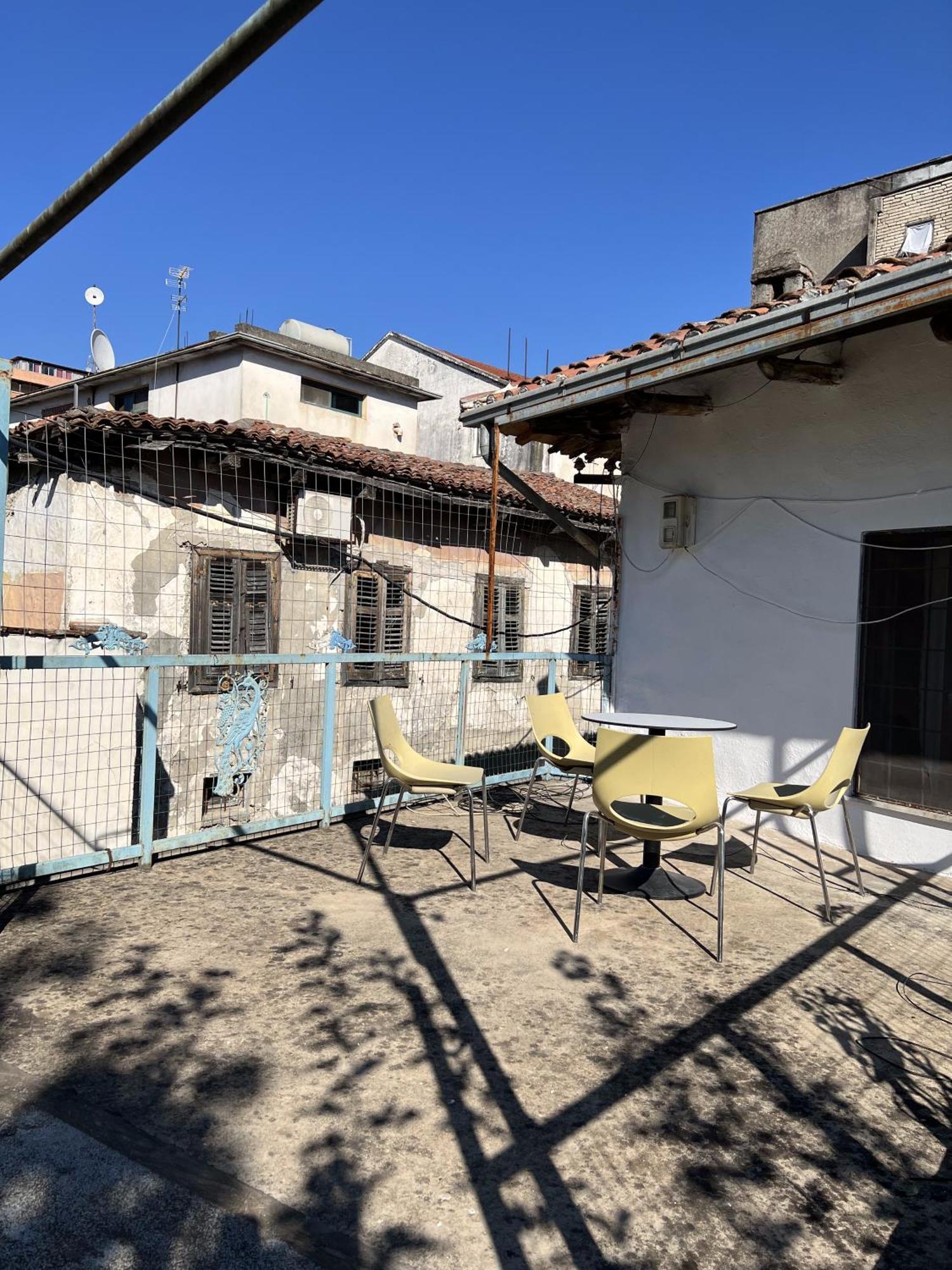 Onetwosleep Guesthouse Шкодер Экстерьер фото