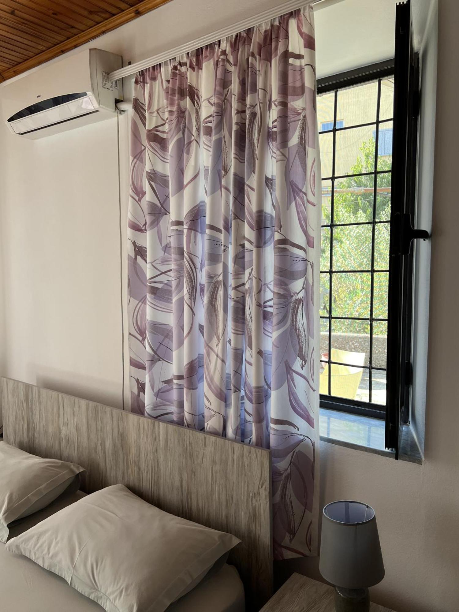 Onetwosleep Guesthouse Шкодер Экстерьер фото